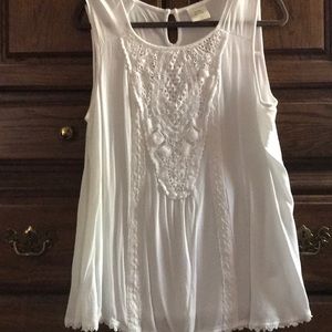 Macrame inset sleeveless top